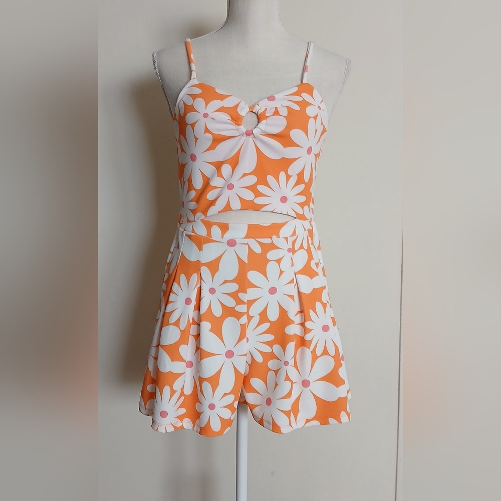 Madden NYC Sleeveless Floral Orange Birds of Paradise Romper